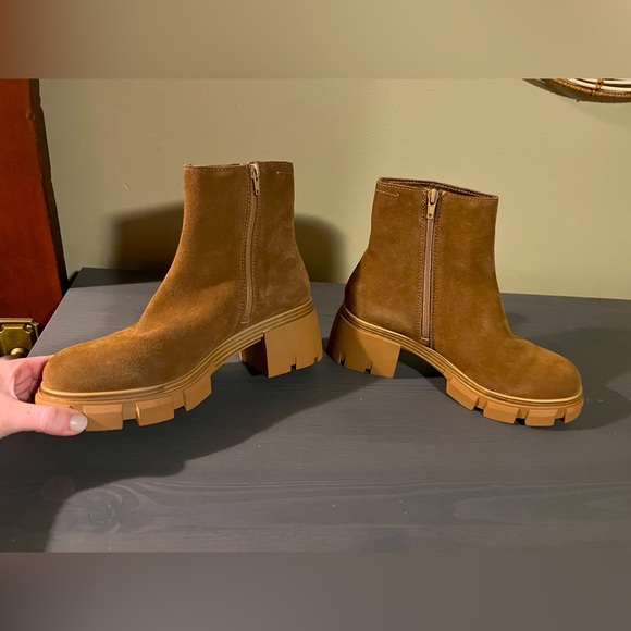 Steve Madden Halt Platform Sued Boots NEW - Picture 4 of 8